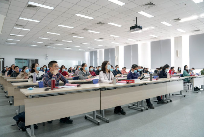 2021年高級(jí)管理會(huì)計(jì)師（金融方向）第一期面授班在學(xué)院順利開班